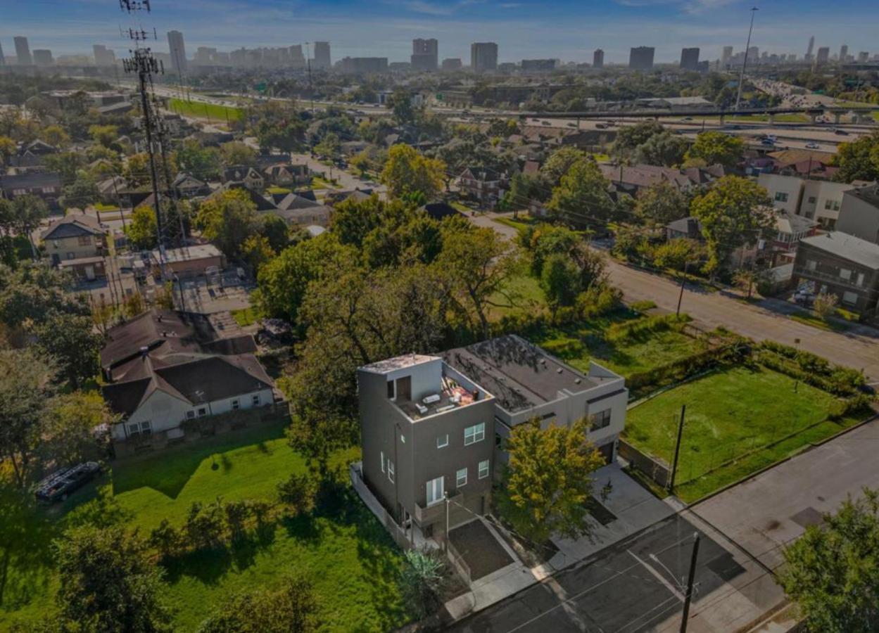 N-E-G Skai Midtown Of Houstonヴィラ エクステリア 写真