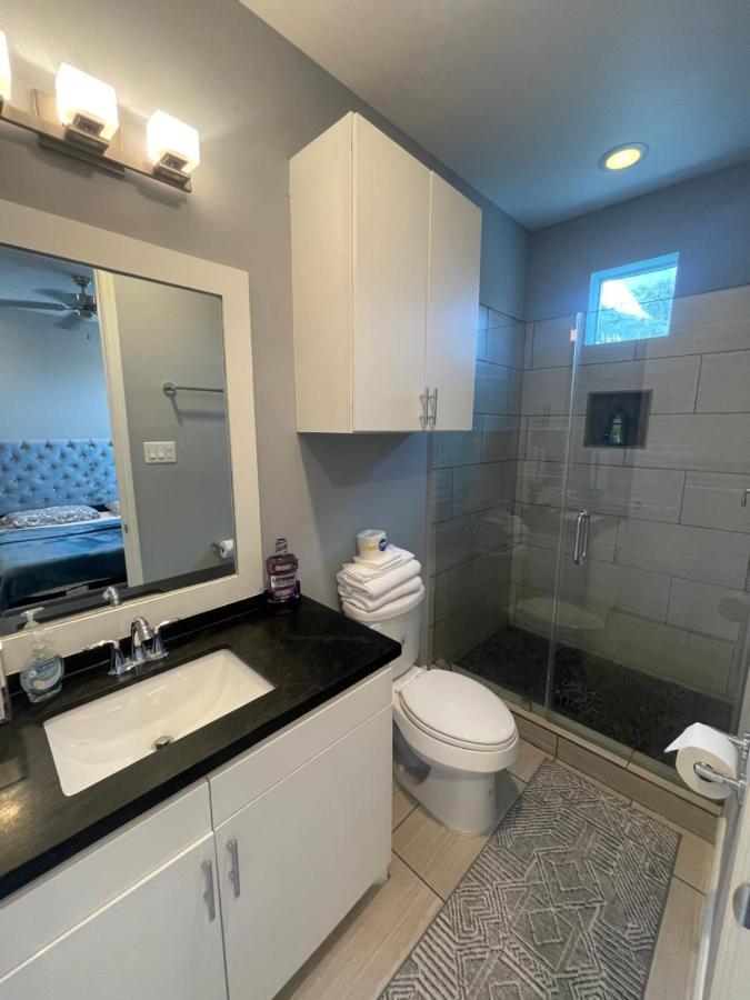 N-E-G Skai Midtown Of Houstonヴィラ エクステリア 写真